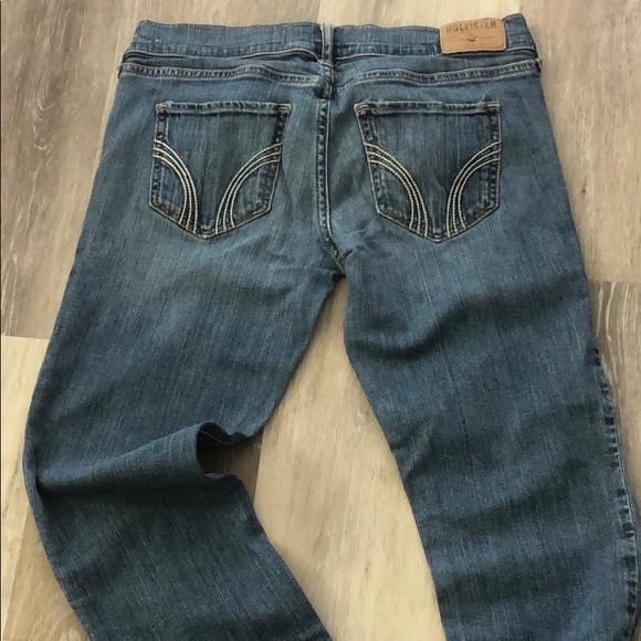 💫💫HOST PICK💫💫 Hollister Jeans - Picture 3 of 5